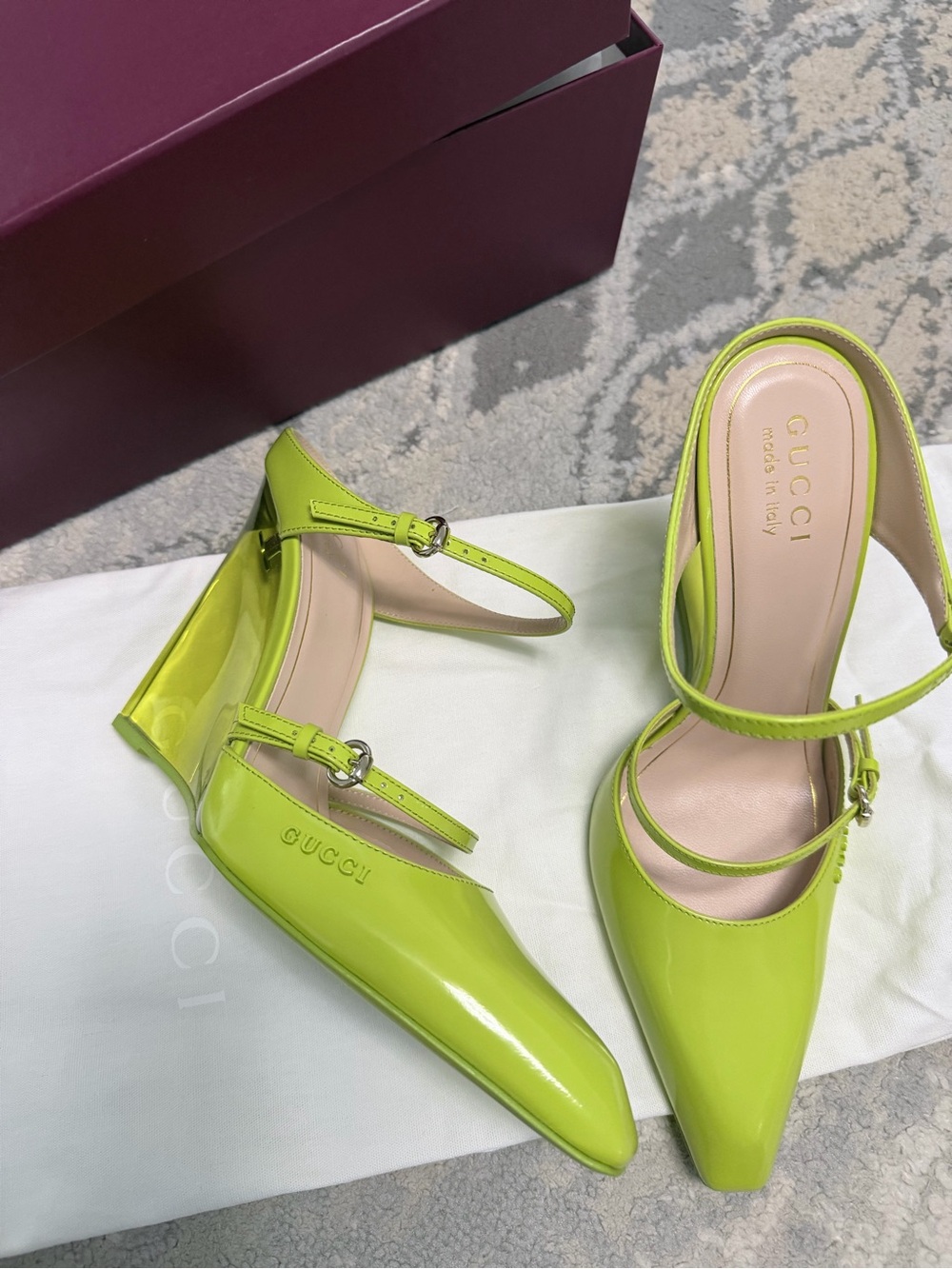 New Gucci Logo Leather Wedge Mules, Green  Size 37 /US 7